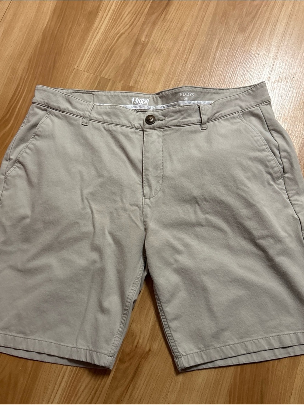 Mugsy Teddys Mens Chino Shorts 38 Khaki Stretch Regular Fit Mid Rise Casual